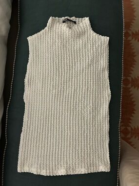 Zara White Textured Sleeveless Mock Neck Top